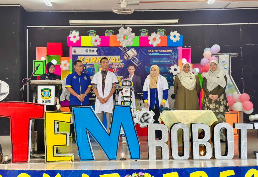 Karnival STEM & Robotik bersama pelajar sekolah